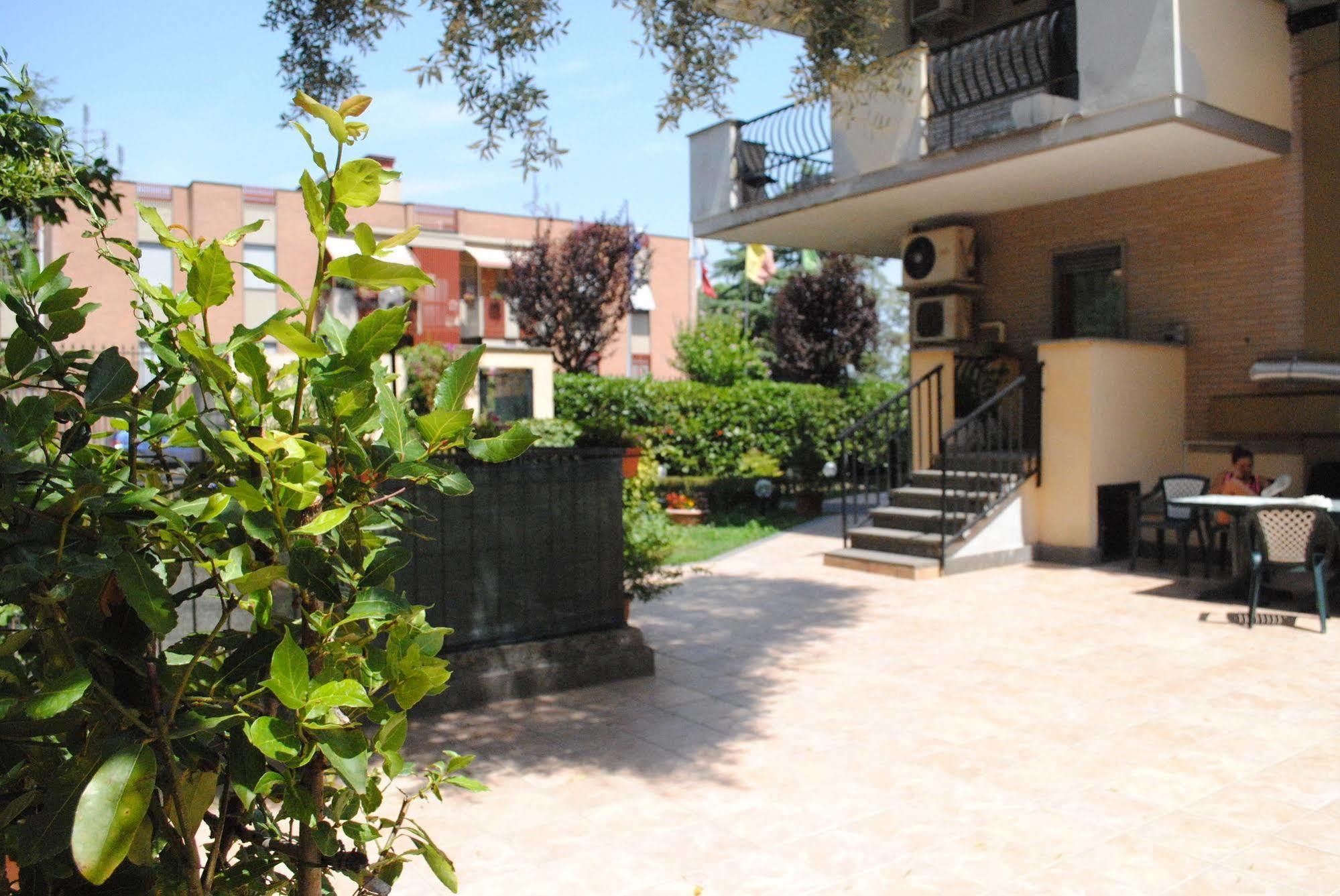 Hotel Octavia Roma Exterior foto